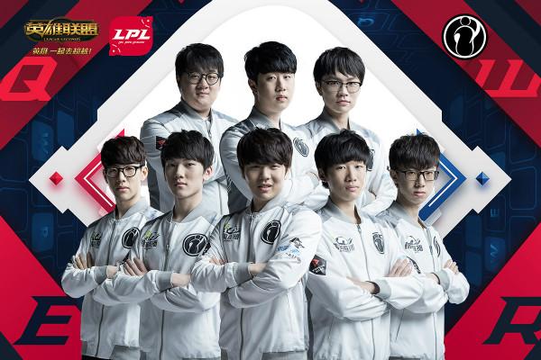 而重建球队 而重建球队